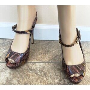 INC Mariella Platform Pumps size 7.5